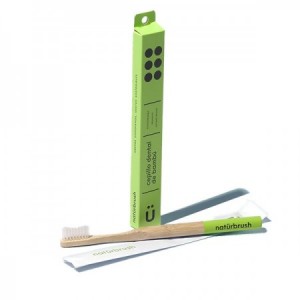Cepillo dental de bambú verde