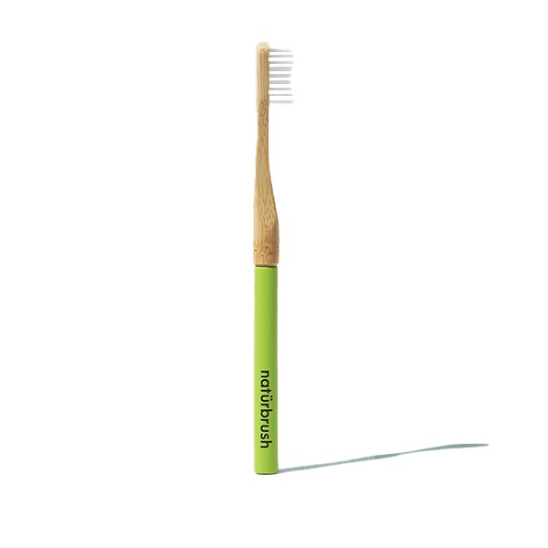 Cepillo dental de bambú con cabezal renovable color verde